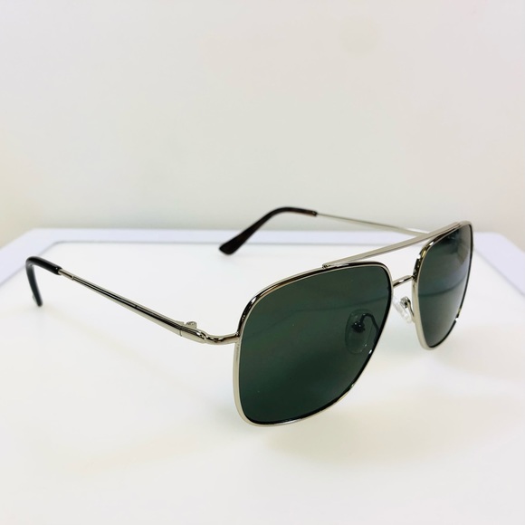 Women’s Banana Republic Aviator Sunglasses - Picture 6 of 7